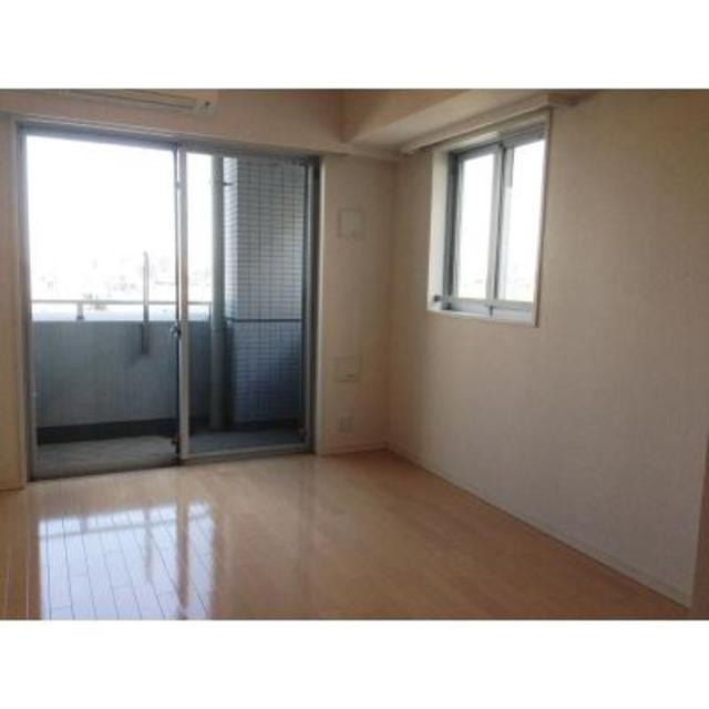 ※写真は同タイプ住戸です。(居間)