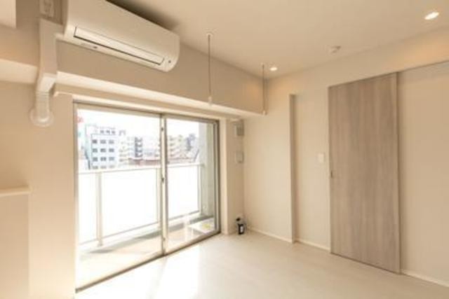 ※写真は同タイプ住戸です。(居間)