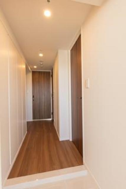 ※写真は同タイプ住戸です。(玄関)