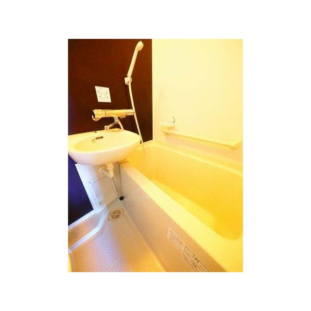 お掃除のしやすいユニットバス(風呂)