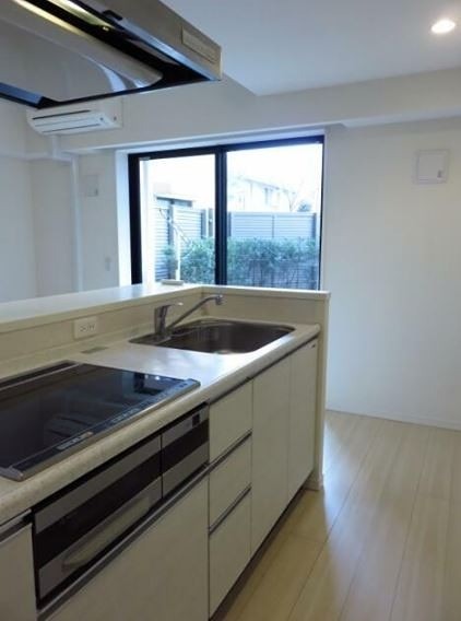 ※同仕様写真含む(キッチン)