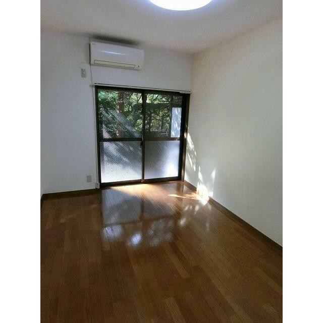 ※同仕様写真含む(居間)