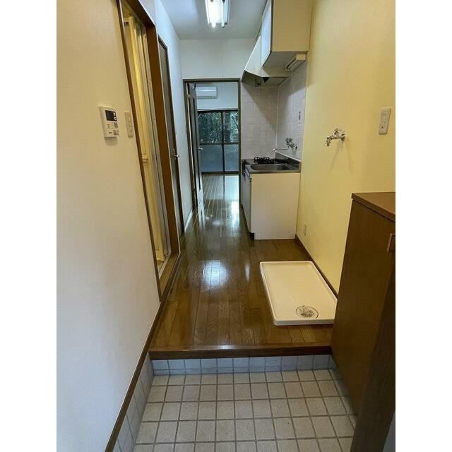 ※同仕様写真含む(玄関)