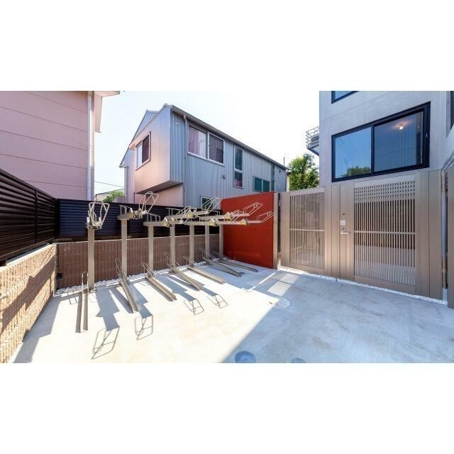 駐輪場（区画指定あり）