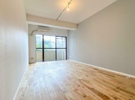 ※同仕様写真含む(居間)