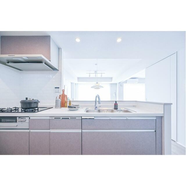 ※家具・調度品等は実際の賃貸住居には含まれません(キッチン)