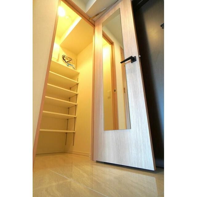 ※写真は同タイプ住戸です。(内装)