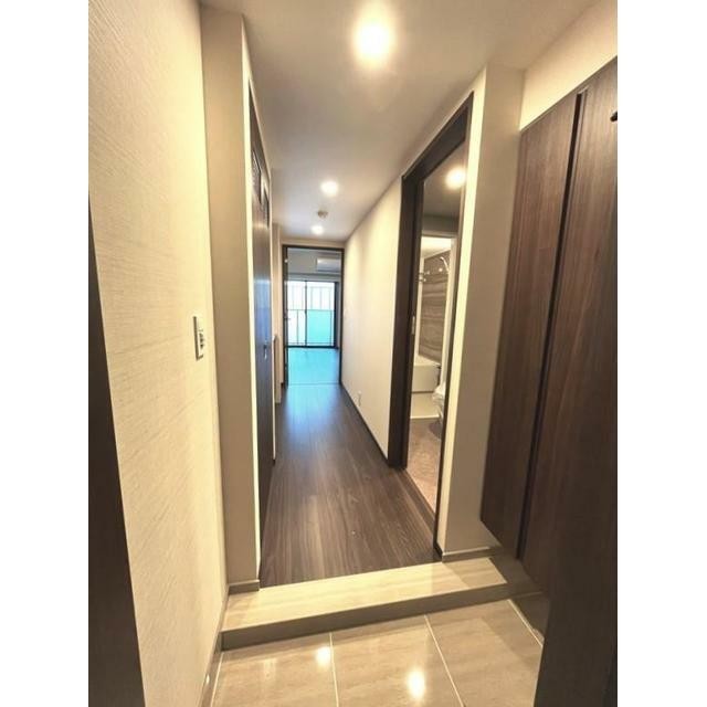 ※写真は同タイプ住戸です。(玄関)