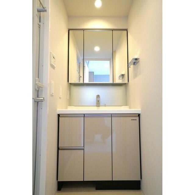 ※同仕様写真含む(内装)