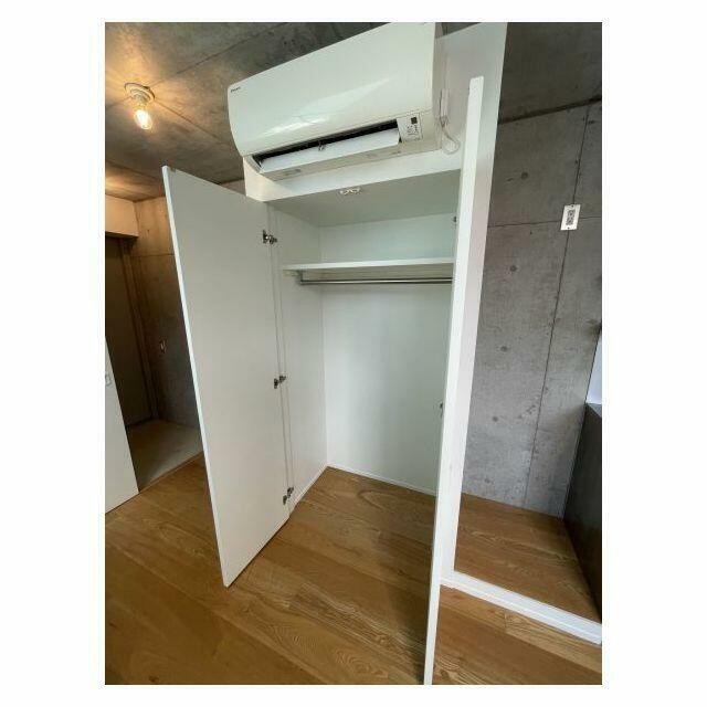 押入（キッチン横）(内装)