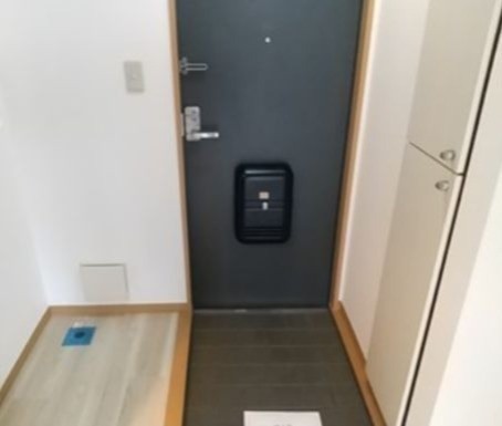 (玄関)