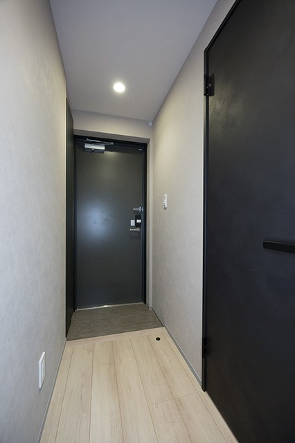 ※写真は同タイプ住戸です。(玄関)