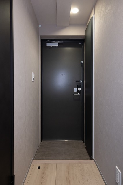 ※写真は同タイプ住戸です。(玄関)