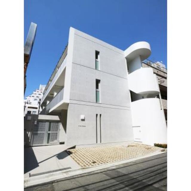 港区六本木７丁目 【賃貸居住】マンション