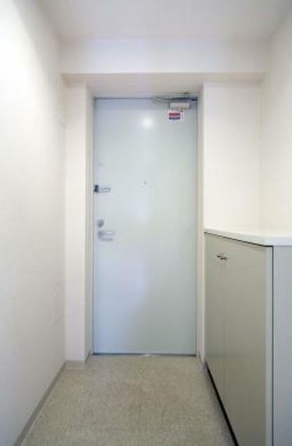 ※同仕様写真含む(玄関)