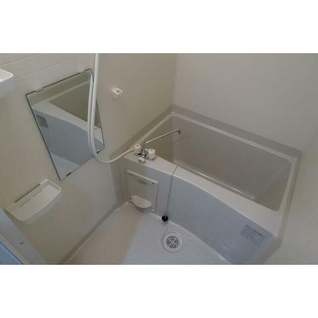 一日の疲れはお風呂に入ってリフレッシュ！(風呂)