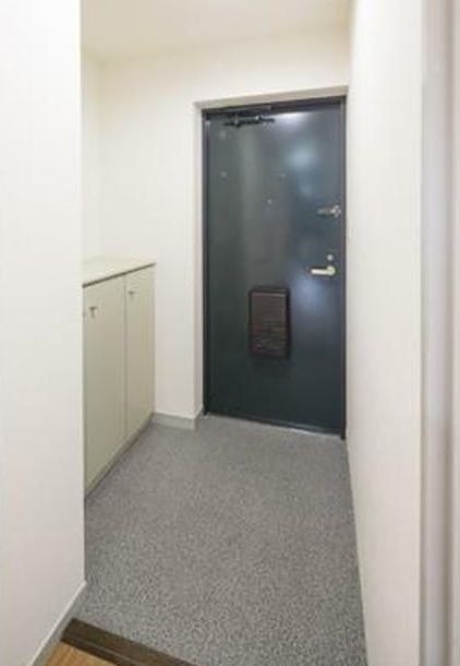 (玄関)