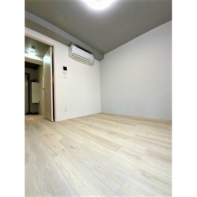 反転タイプの室内写真