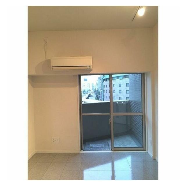 ※同仕様写真含む(居間)