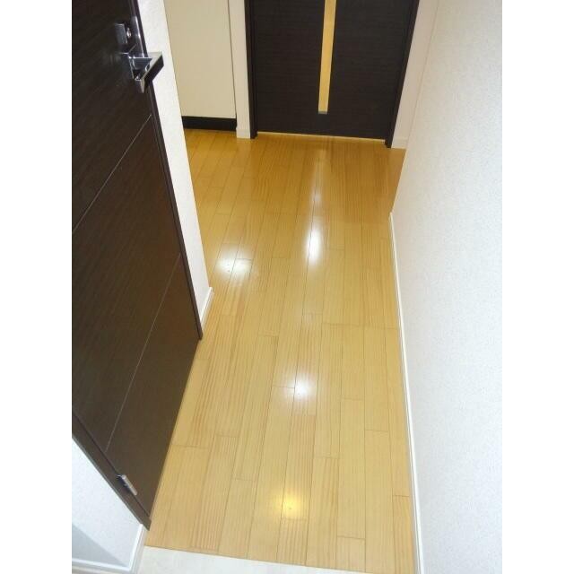 同タイプ・別号室(玄関)