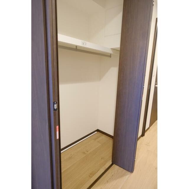 同物件他号室のため、室内フローリング等配色が異なります。(内装)