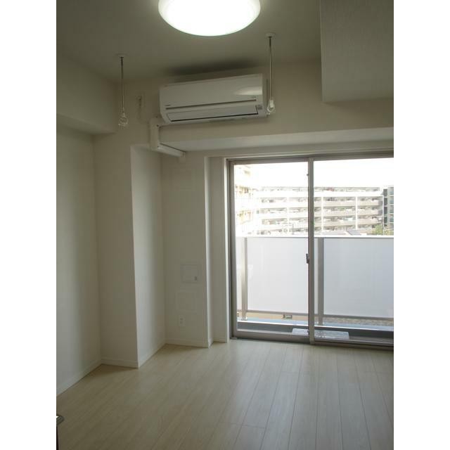 写真は別部屋のものです。(居間)