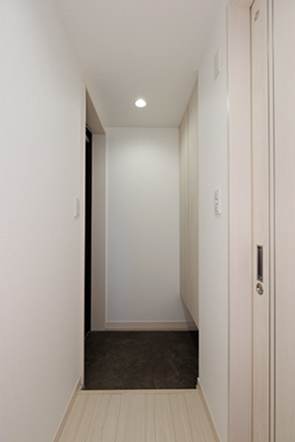 ※写真は同タイプ住戸です。(玄関)