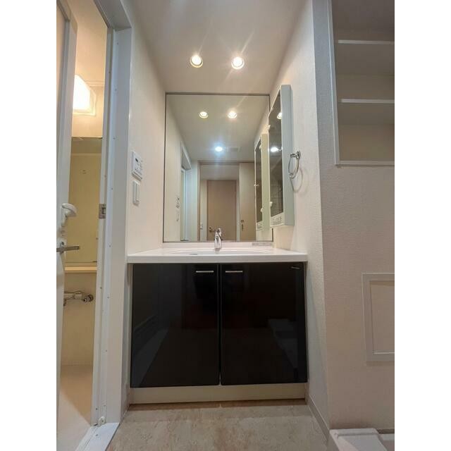 ※同仕様写真含む(内装)