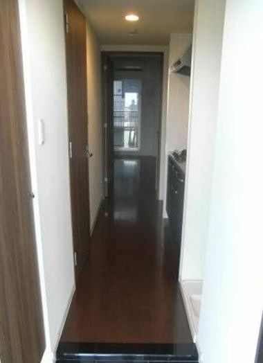 ※同仕様写真含む(玄関)