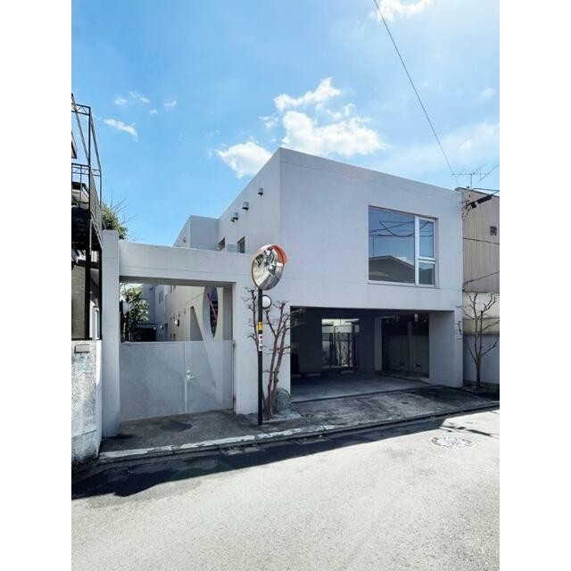 目黒区中目黒５丁目 【賃貸居住】マンション