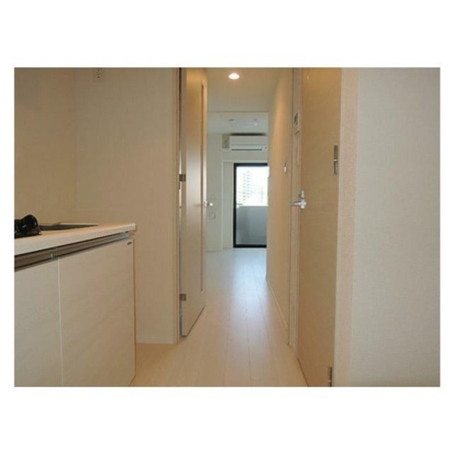 ※同仕様写真含む(玄関)