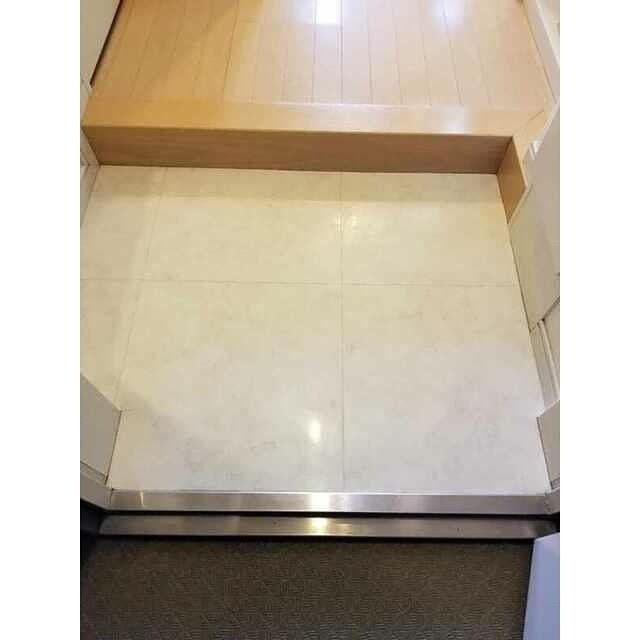 ※同仕様写真含む(玄関)