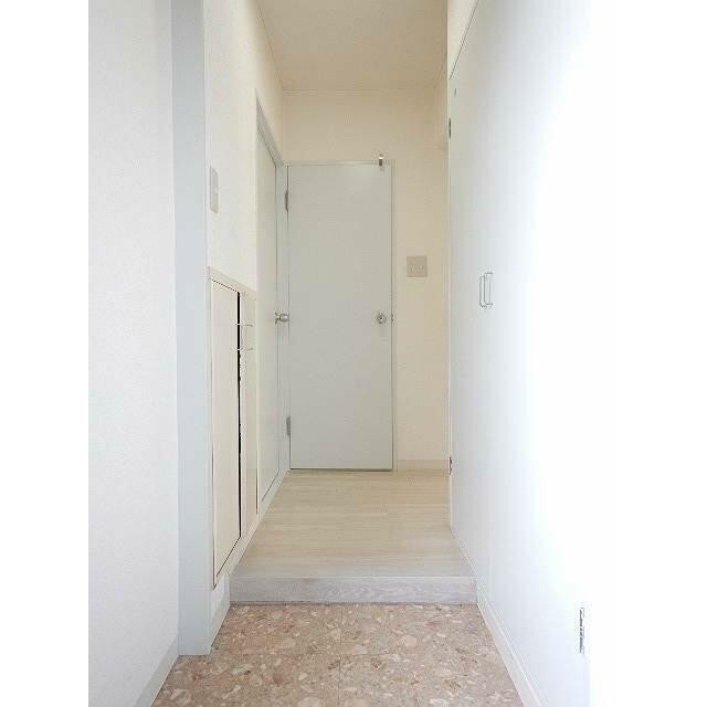 収納もある玄関です(玄関)