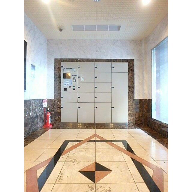 宅配ボックス完備