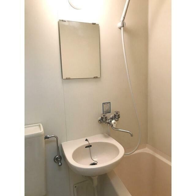 3点ユニット・同タイプ・別部屋画像(内装)