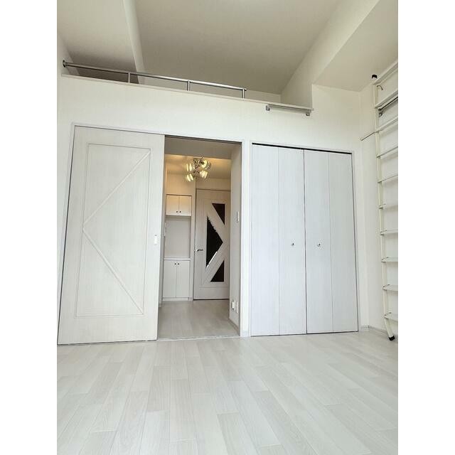 洋室にはロフトがございます♪