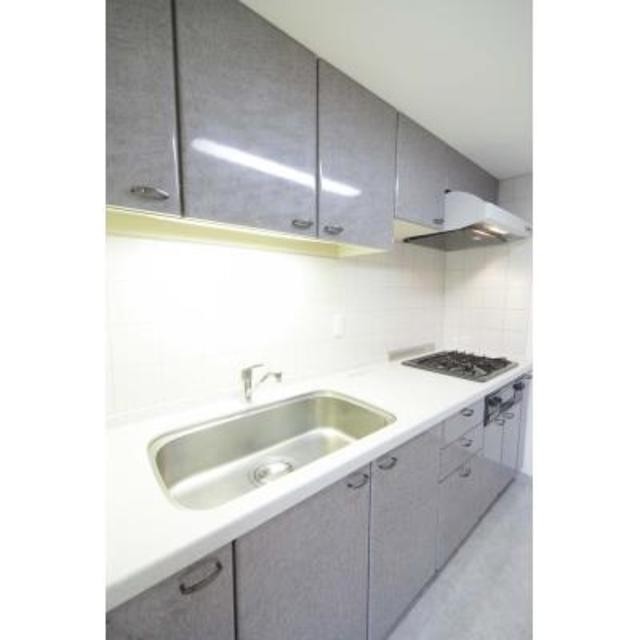 ※写真は同タイプ住戸です。(キッチン)