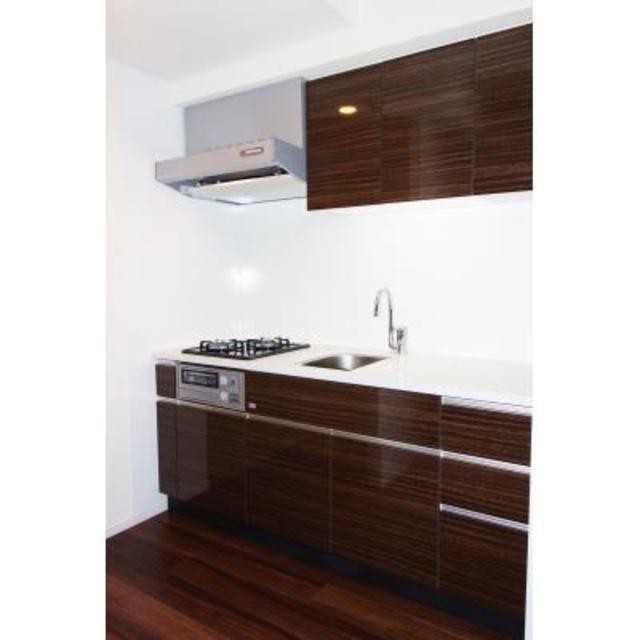 ※写真は同タイプ住戸です。(キッチン)