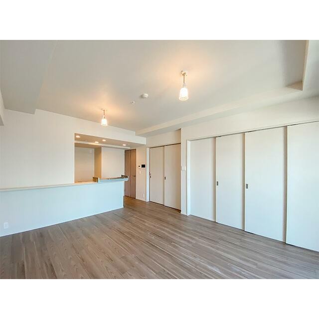 ※写真は同タイプ住戸です。(居間)