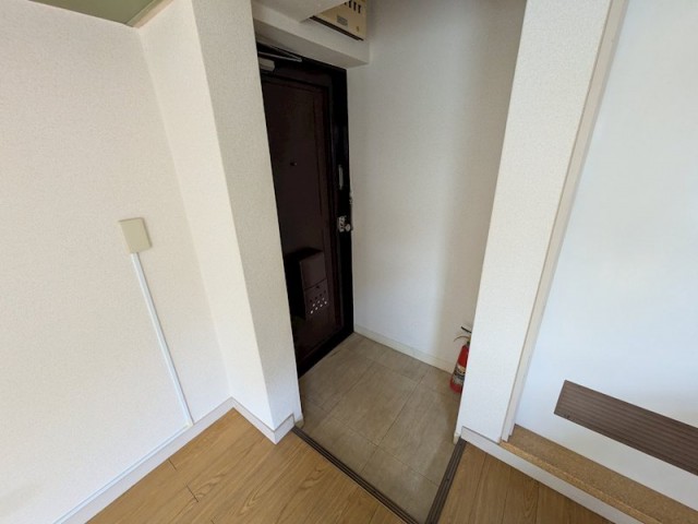 (玄関)