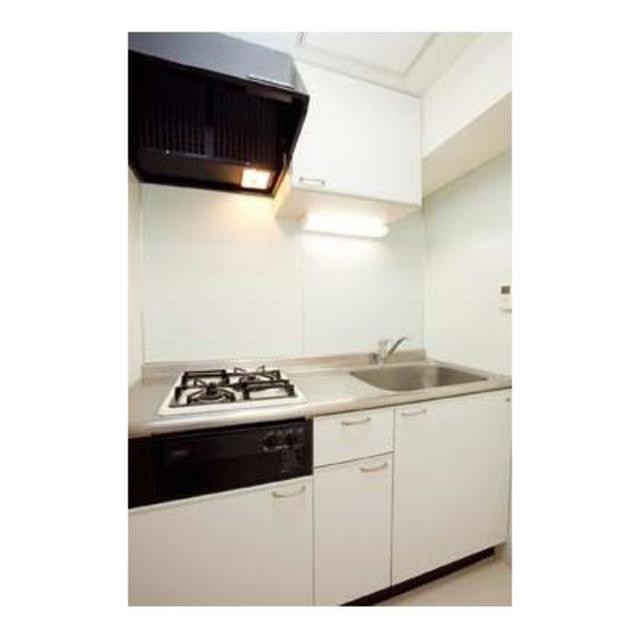 ※写真は同タイプ住戸です。(キッチン)