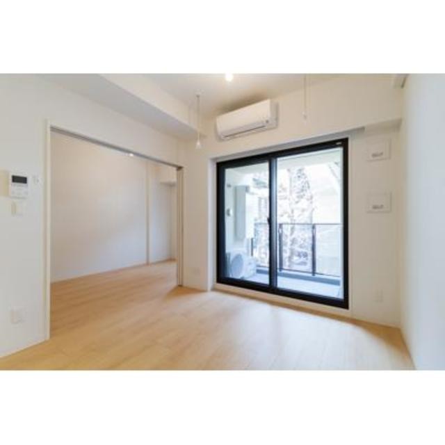 ※写真は同タイプ住戸です。(居間)