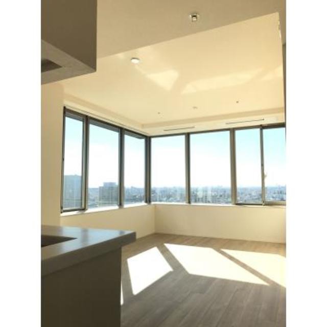 ※写真は同タイプ住戸です。(居間)