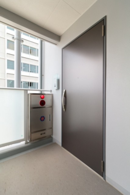 ※写真は同タイプ住戸です。(玄関)