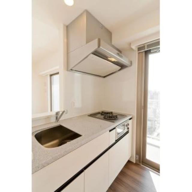 ※写真は同タイプ住戸です。(キッチン)