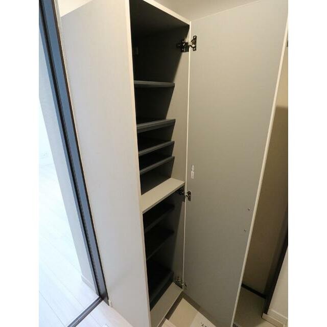 収納 シューズボックス