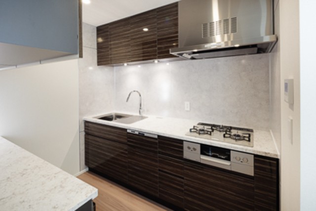 ※写真は同タイプ住戸です。(キッチン)