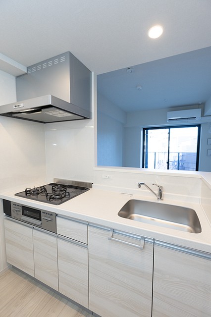 ※写真は同タイプ住戸です。(キッチン)