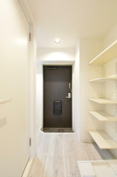 ※同仕様写真(玄関)