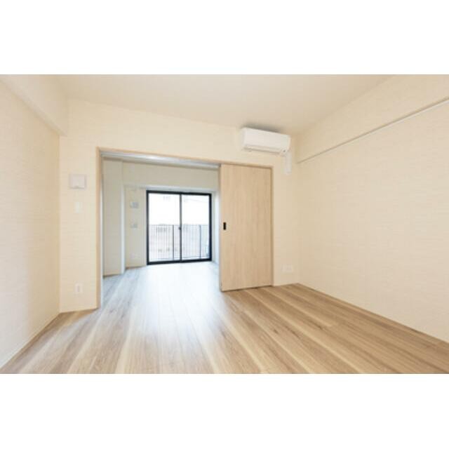 ※同仕様写真含む(居間)